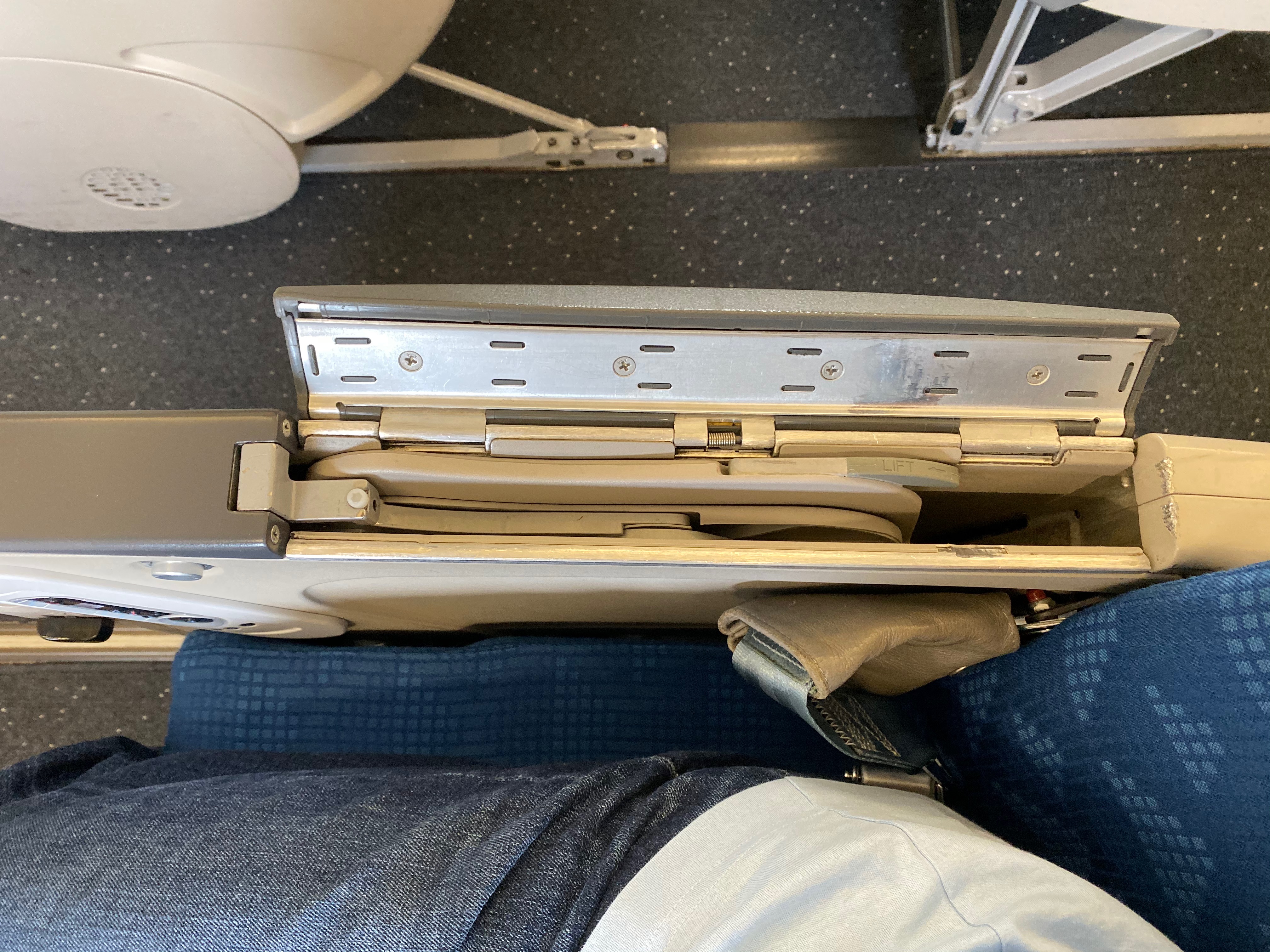 8FB06A63-9C87-4F8D-8470-BBBFD2E959CB