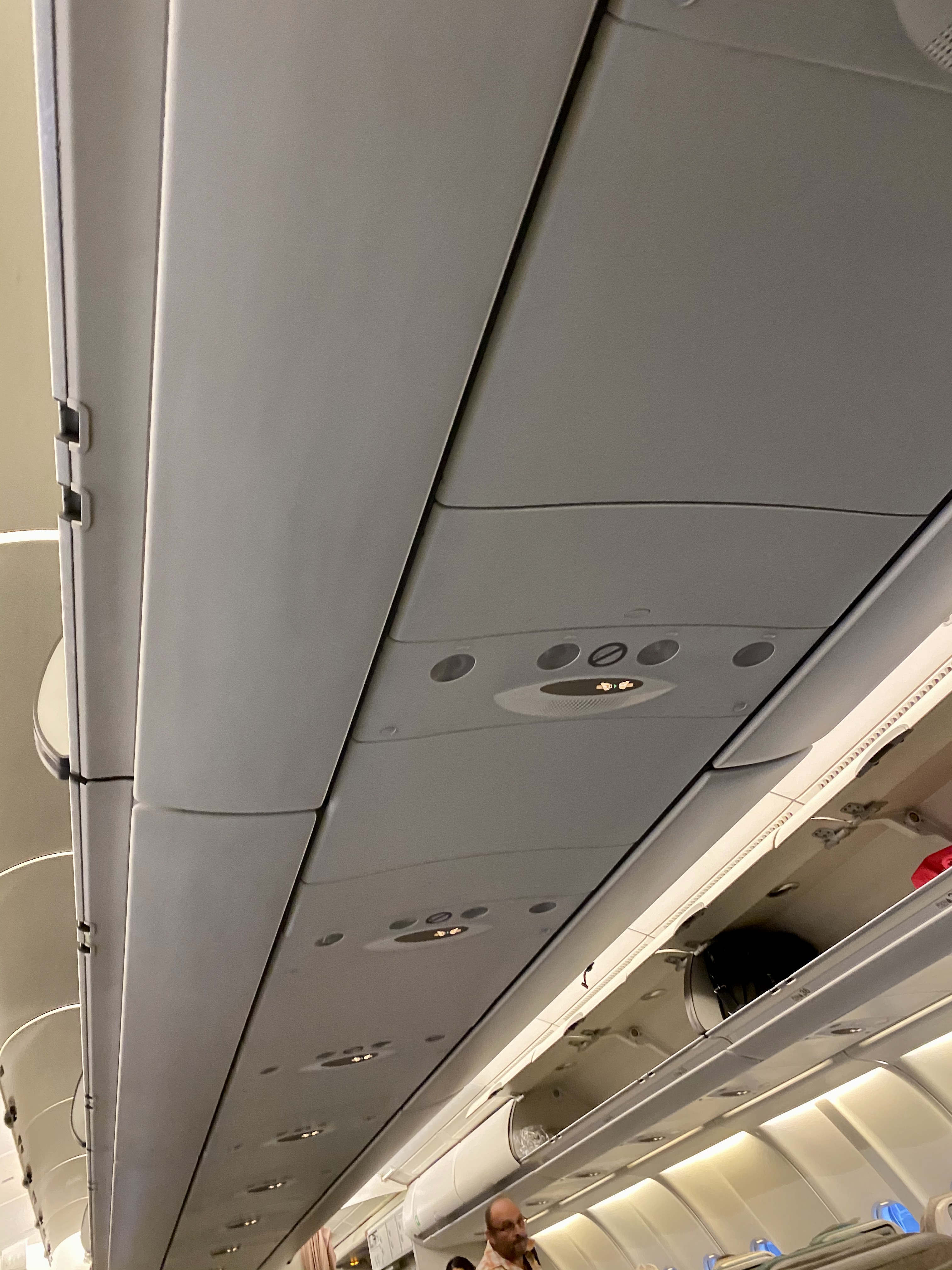 094FACAC-FAC4-431A-8436-35B4375487C0_1_201_a