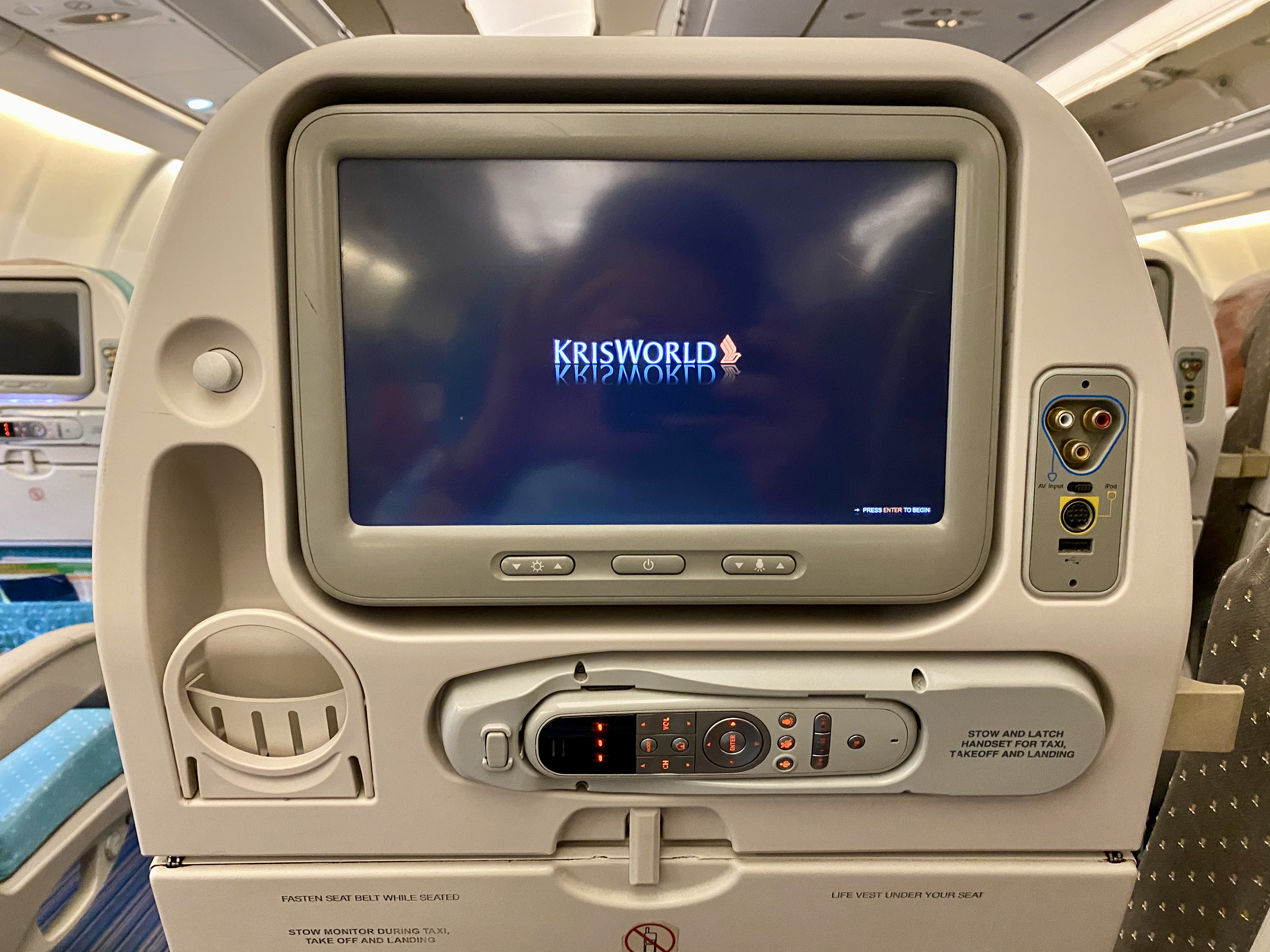 0FB27D59-6009-45A3-B581-6BA1C40E2769_1_201_a