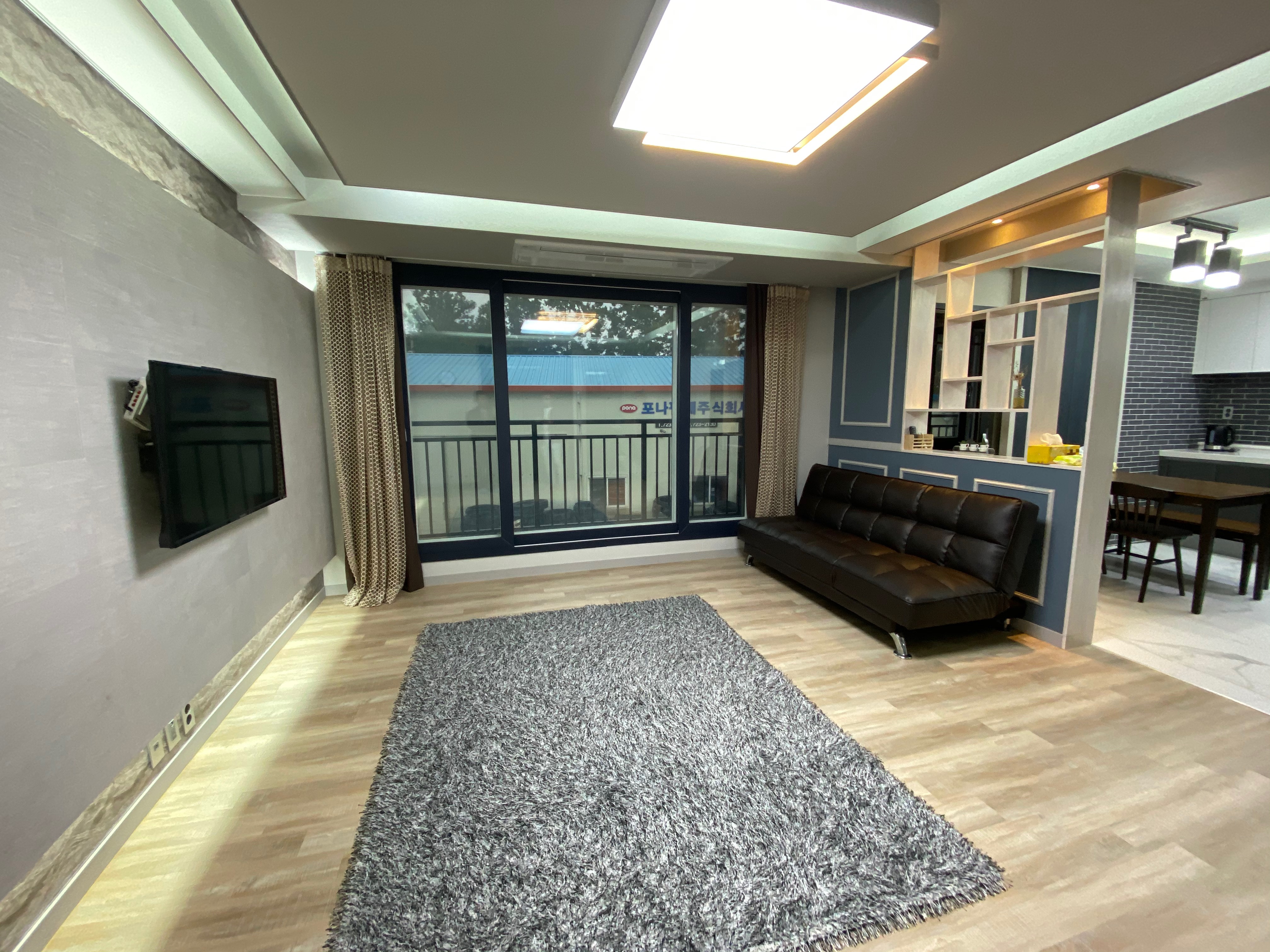 408C4EDD-CC4E-419A-BFD6-A4CFDC3BB934