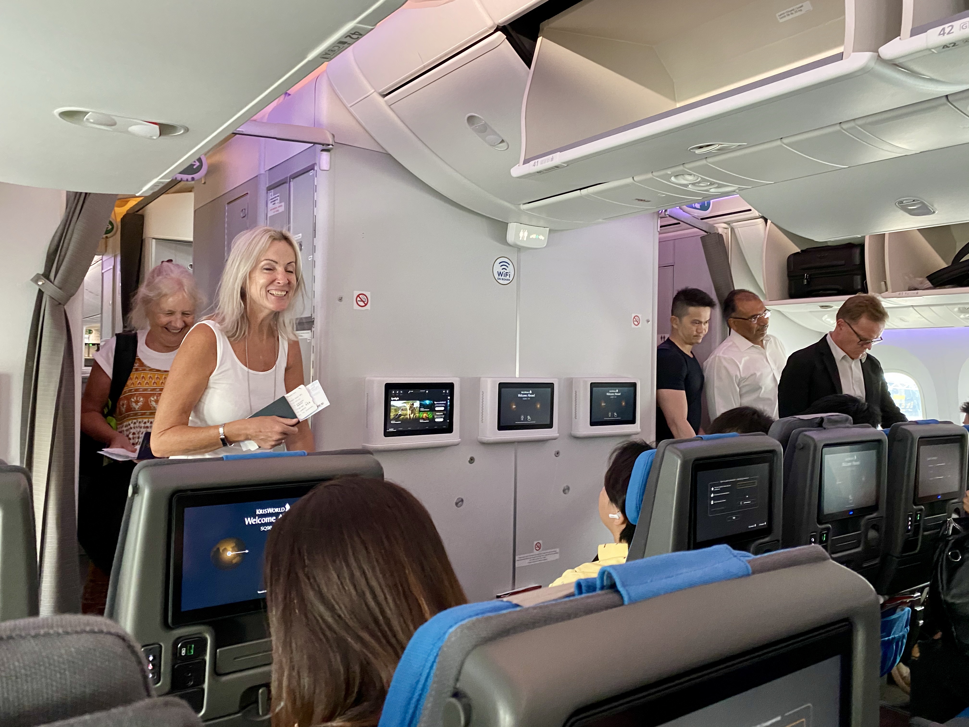 A2EEC117-956B-4FD4-87EB-715E4038399E_1_201_a