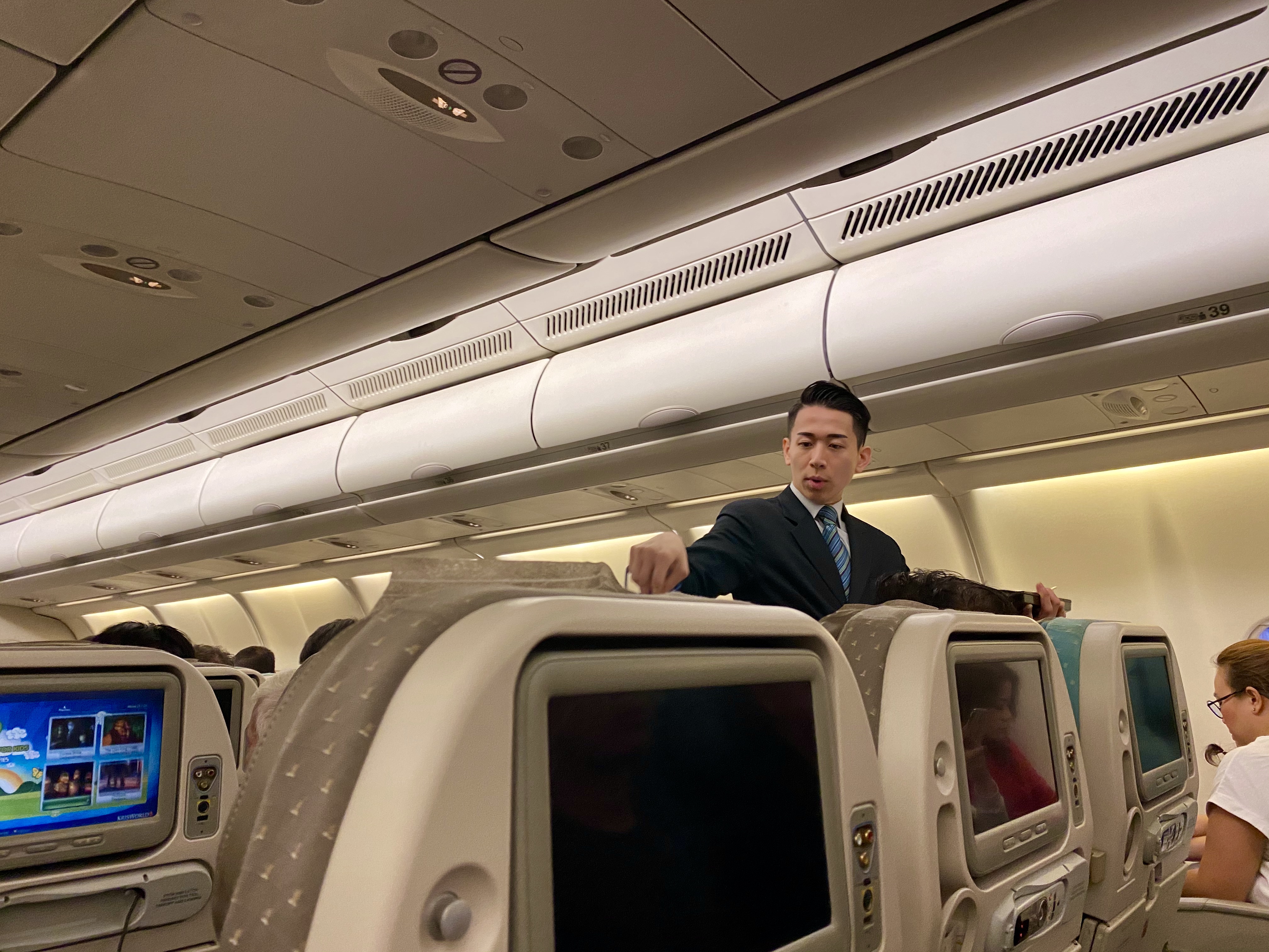 B54E5F8C-2B5D-4207-823C-1A9E6A557467_1_201_a