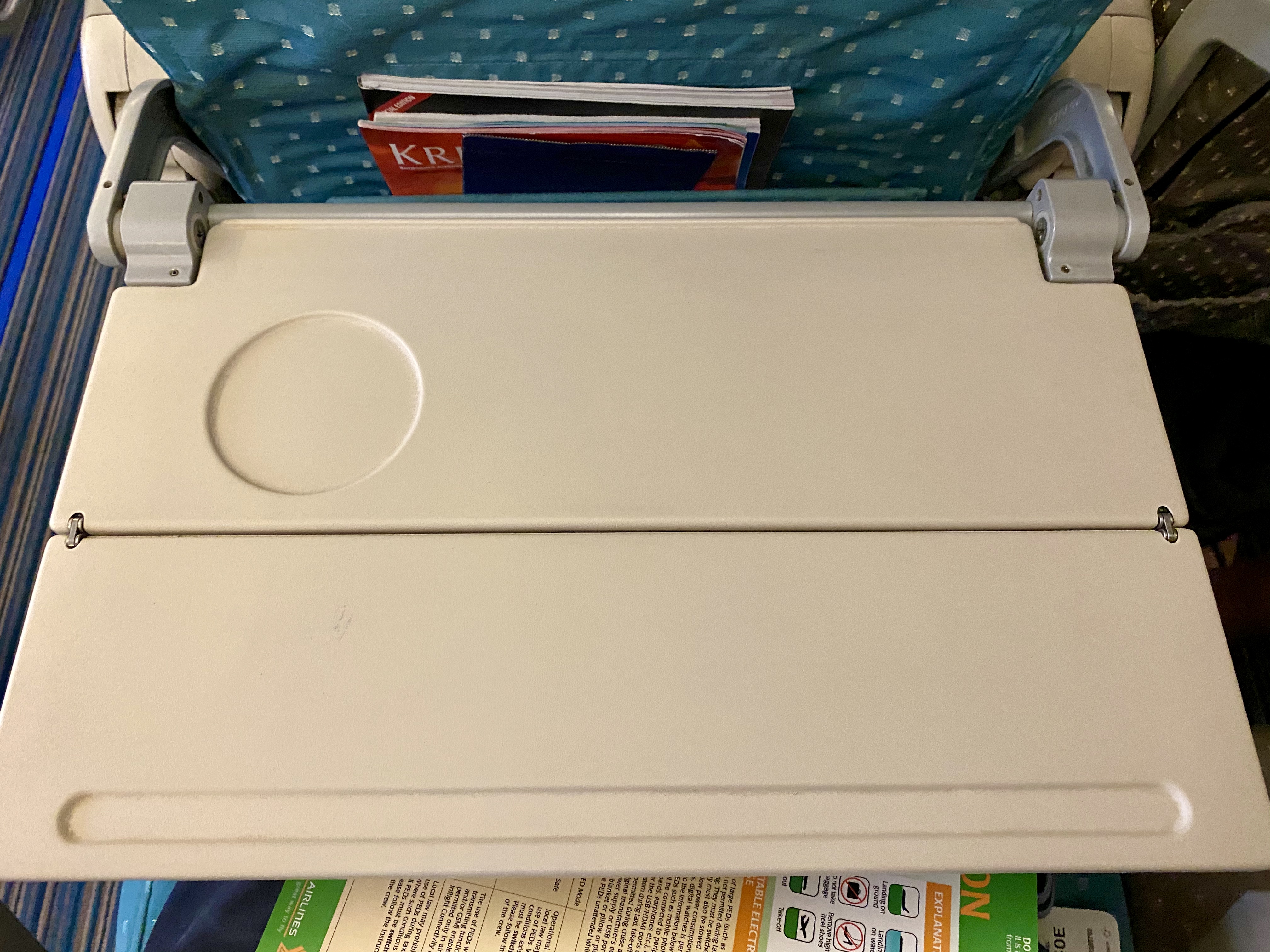 D64775F0-490E-4C02-8C11-ABC46AED54B6_1_201_a