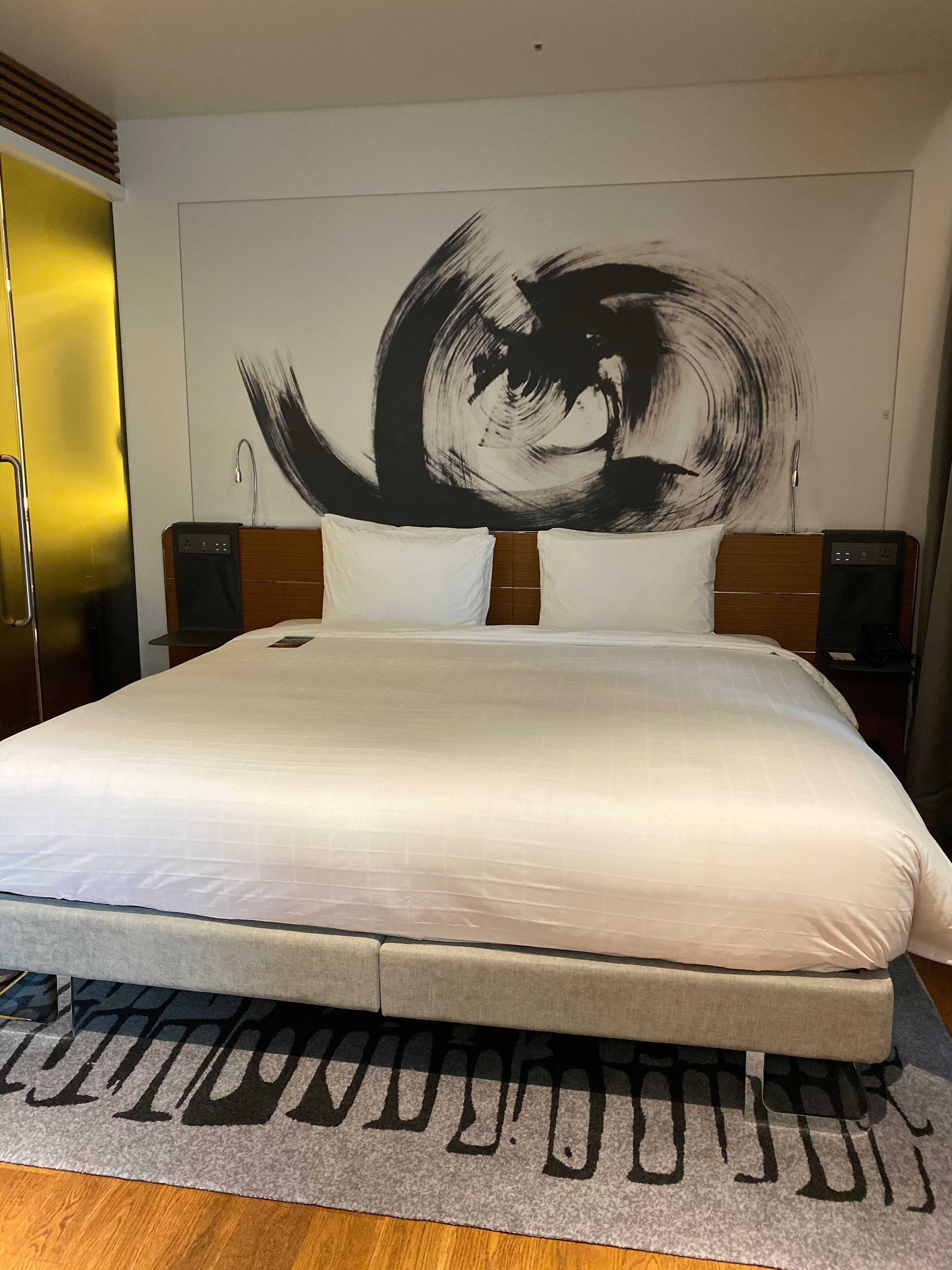 E98C8B3C-3A09-4166-9A58-2E94DD328A2E