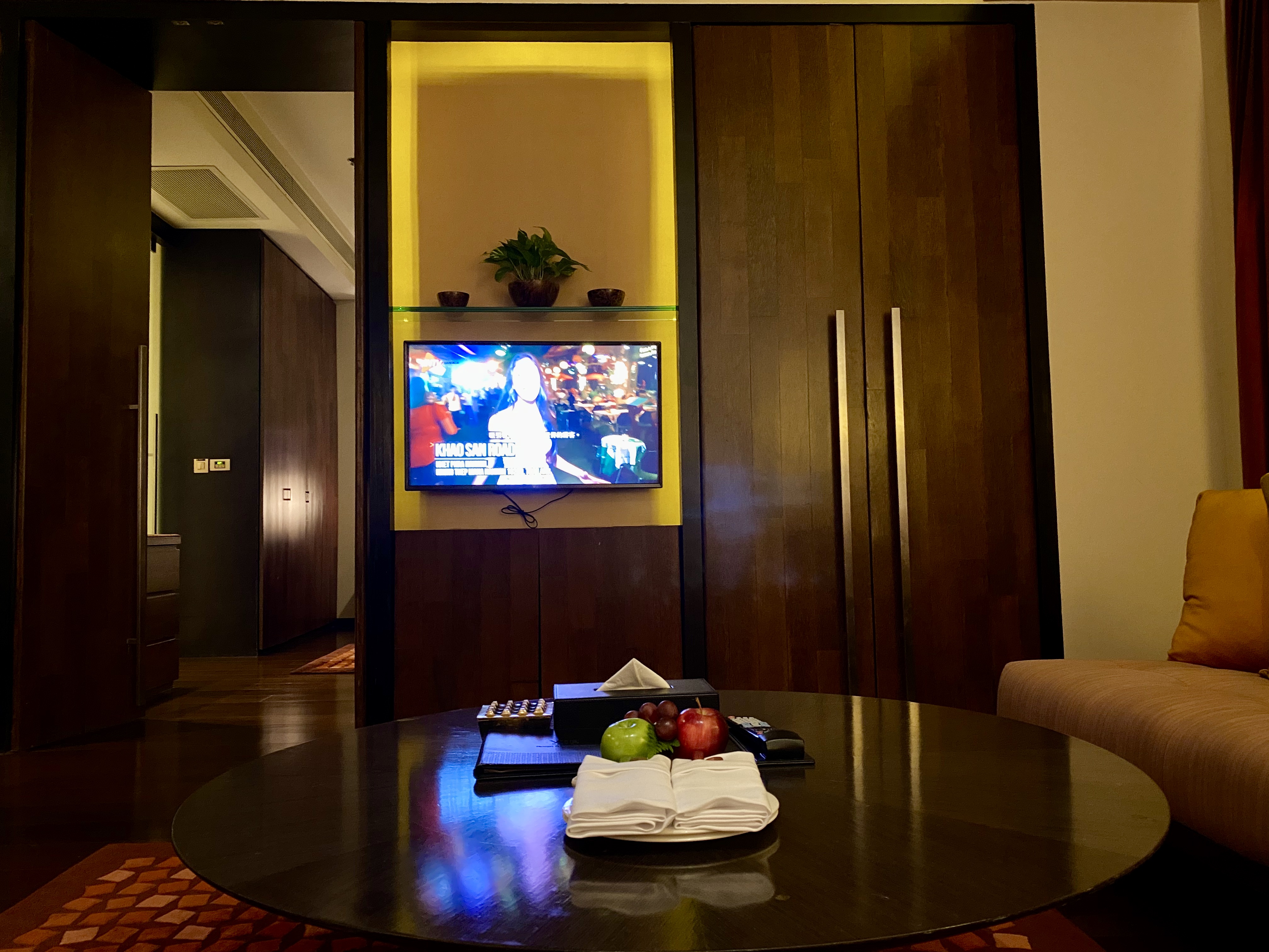 0C84DE78-606E-45E9-9785-429E483D6A45_1_201_a