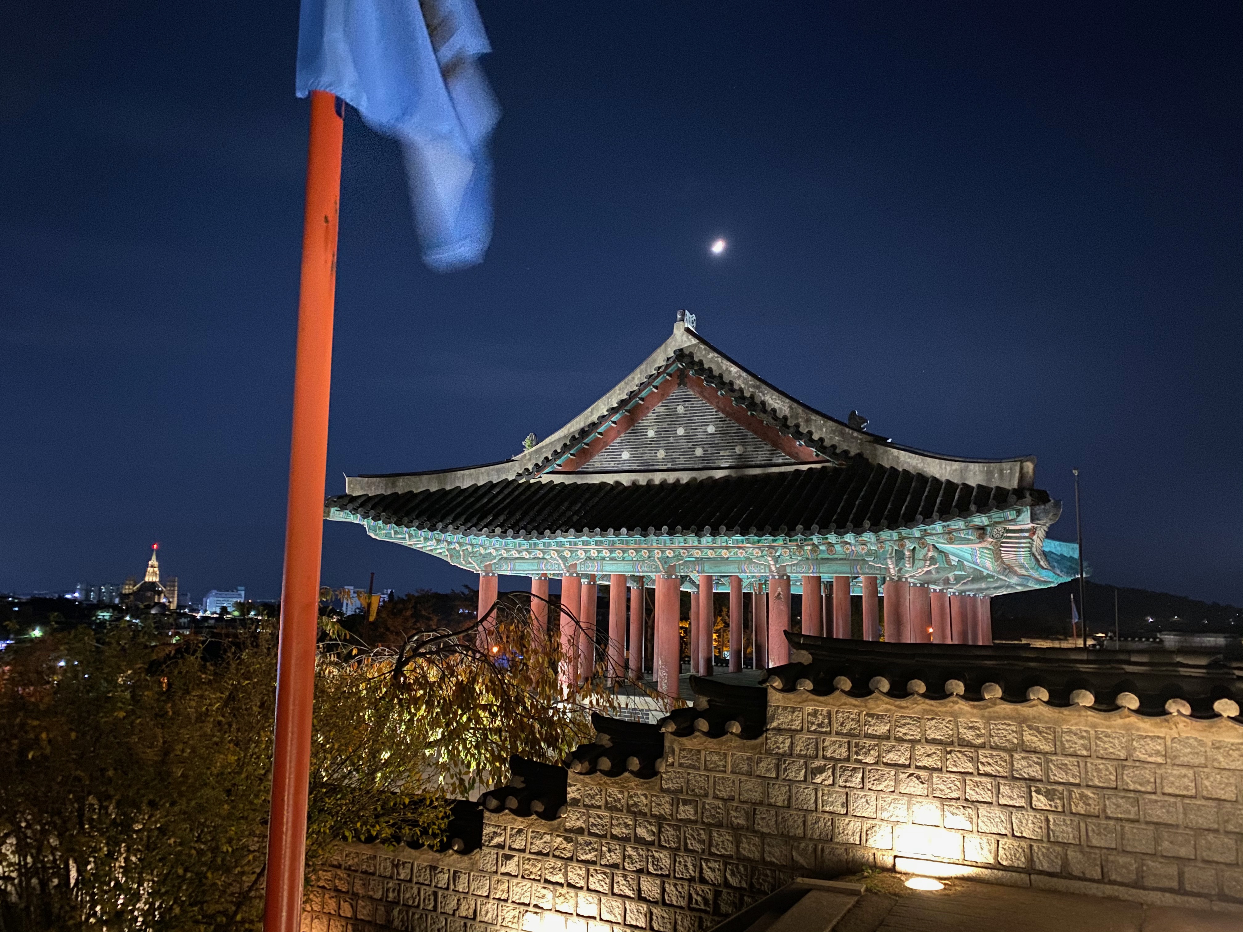 25F83C2C-34D1-4B81-92C3-385FF9E7802D