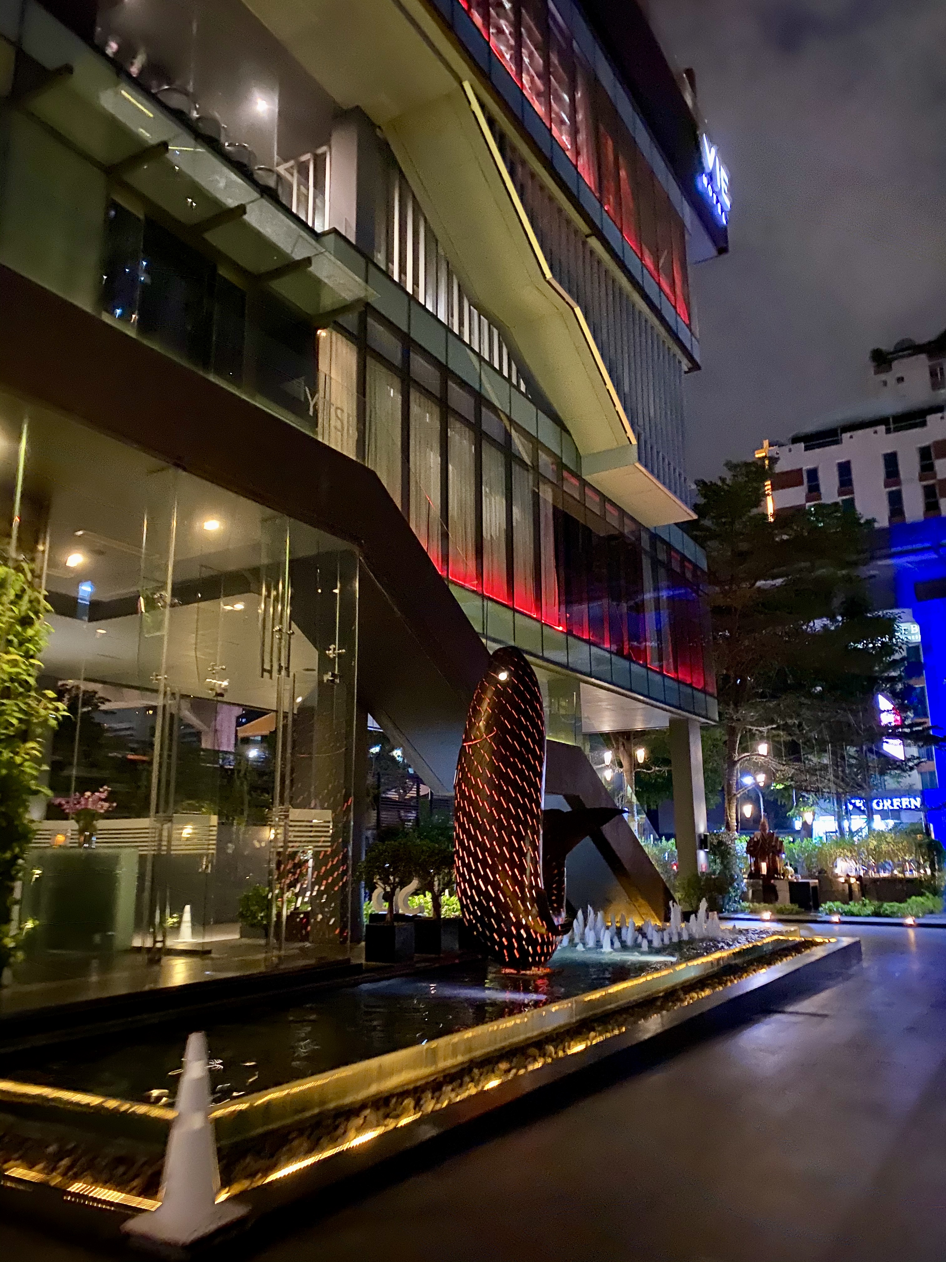 D3B46040-A6CB-4D72-8F21-9A9EE3FB6AE3_1_201_a