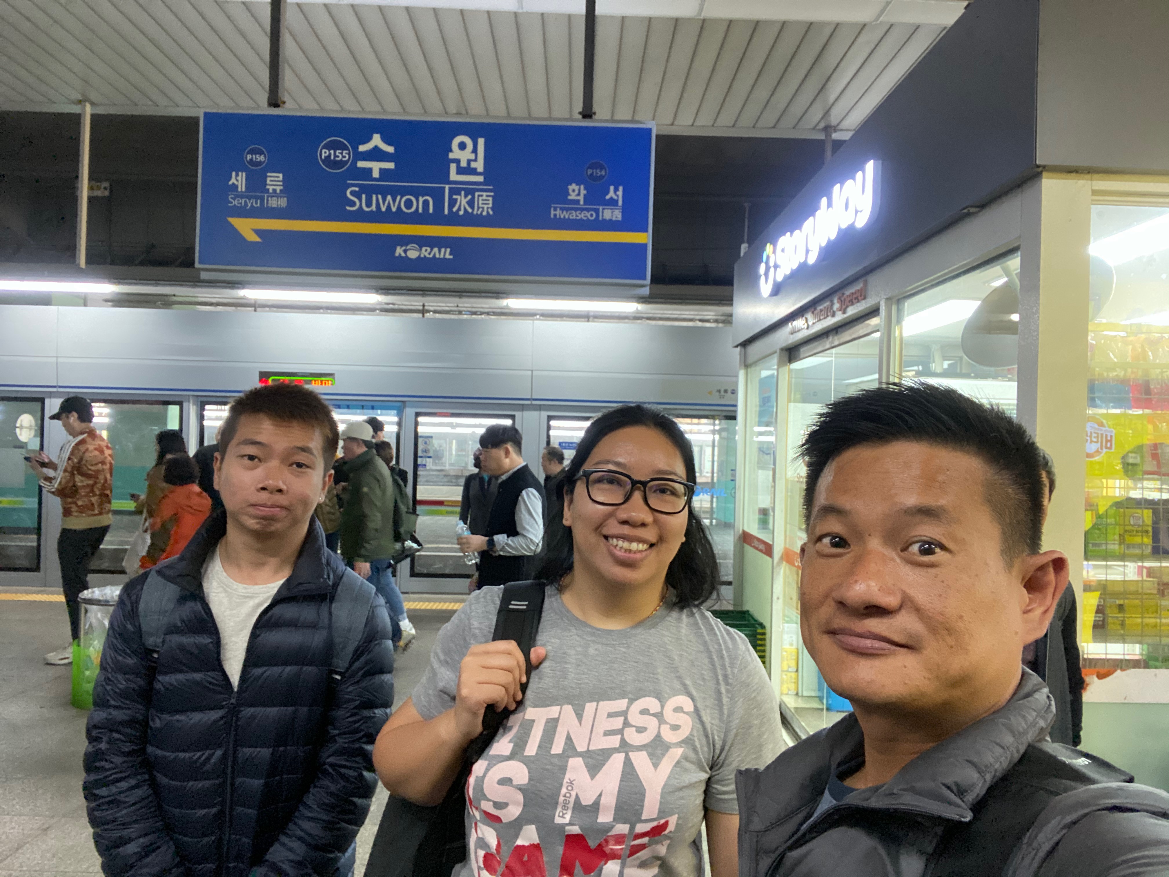 F9D6CF56-C3C0-4D3A-A65B-7C8D9DA801C1