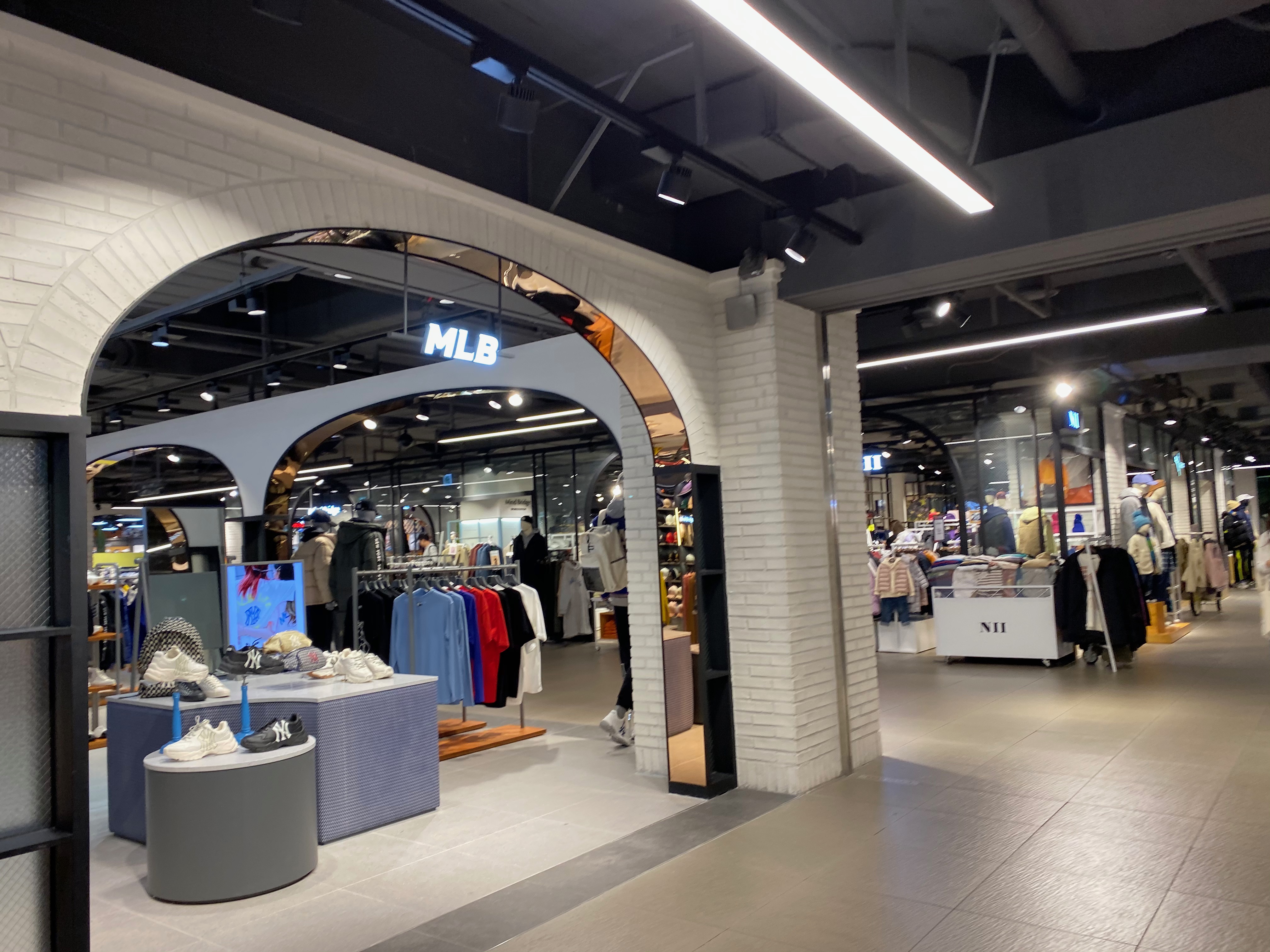 9B504191-087E-46CD-89BF-76338DBAB87B