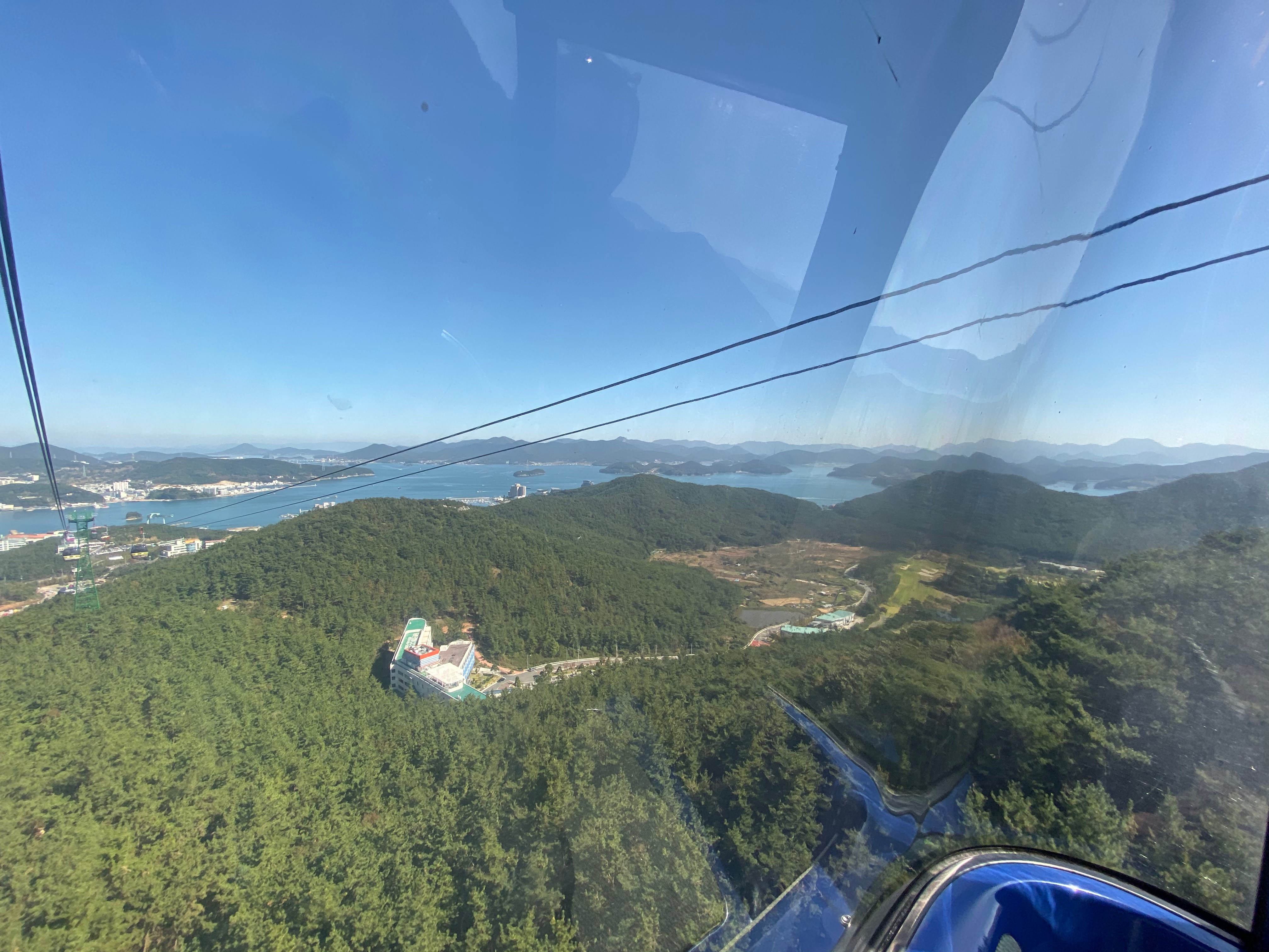 C89395A6-322B-40DA-8B9C-49D848BCD168