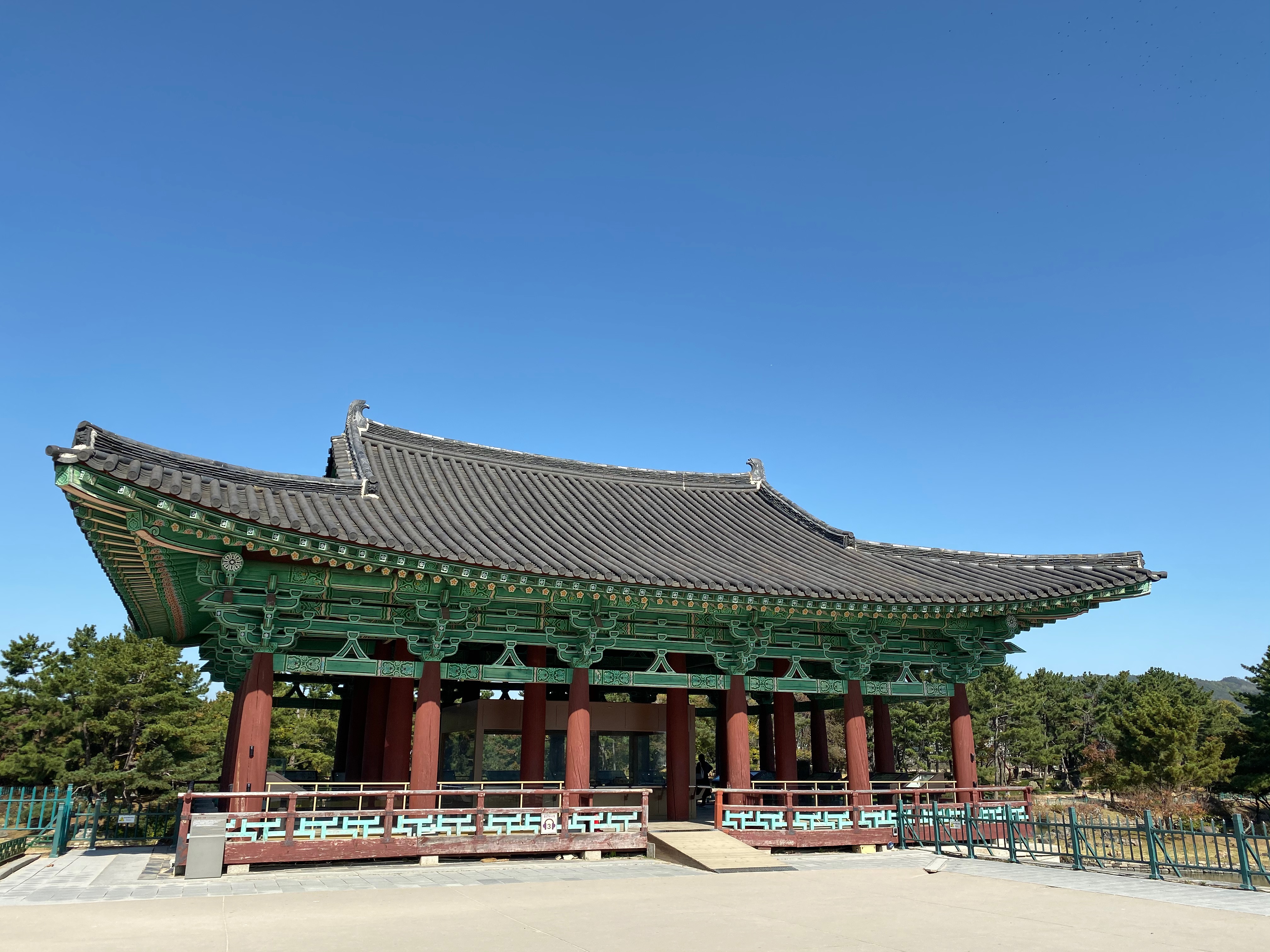 E84B6BDB-29B4-4E4E-972A-1940AB2B670A