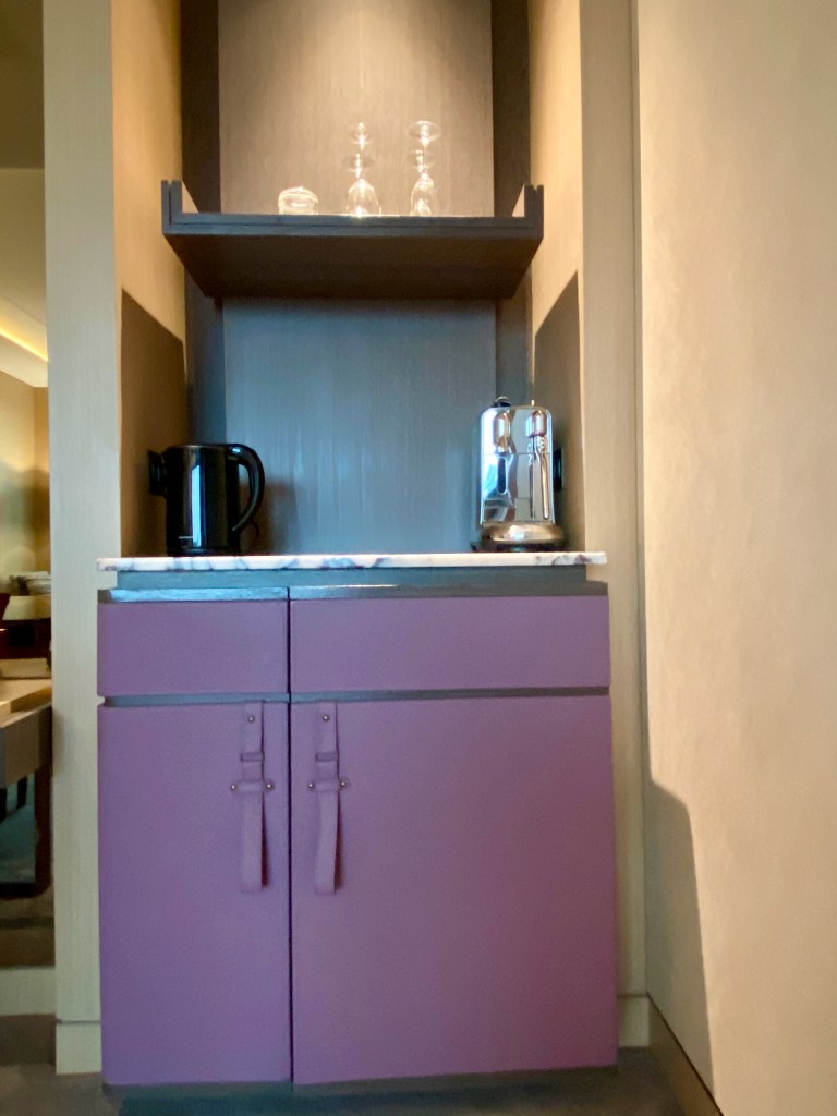 Minibar in the living room